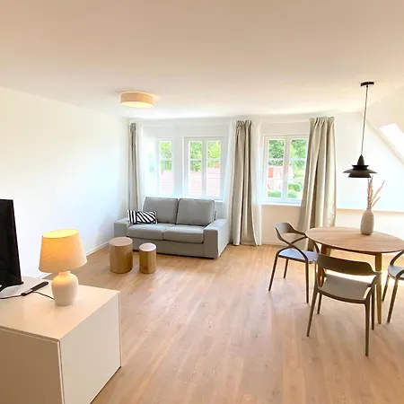 Timmenhus - Neue Im Historischen Apartmán *