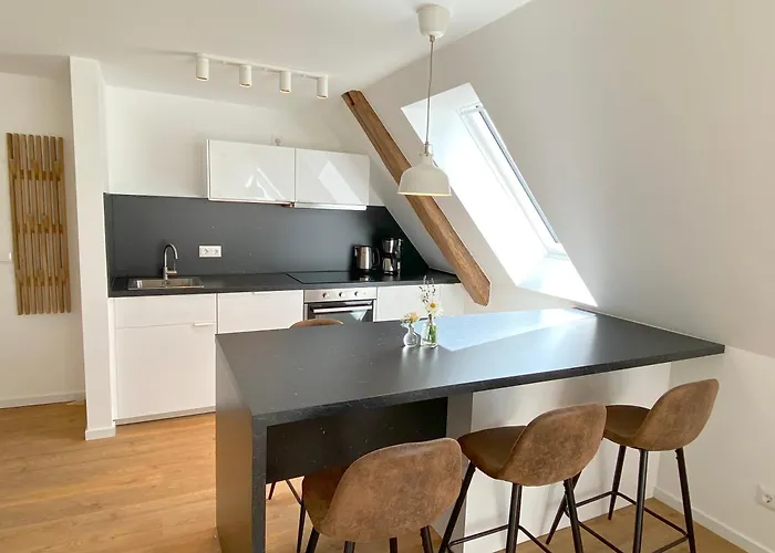 Timmenhus - Neue Im Historischen Apartamento *