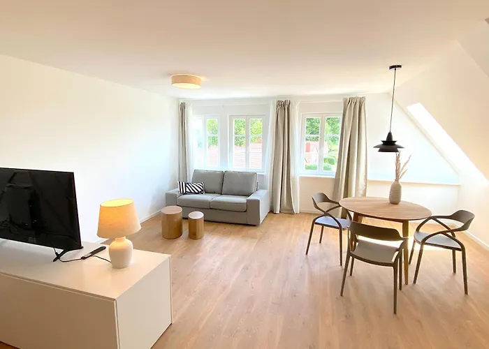 Timmenhus - Neue Im Historischen Apartman *